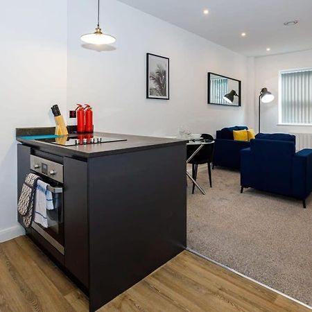 Contemporary 1 Bed Apartment Central Bolton Kültér fotó