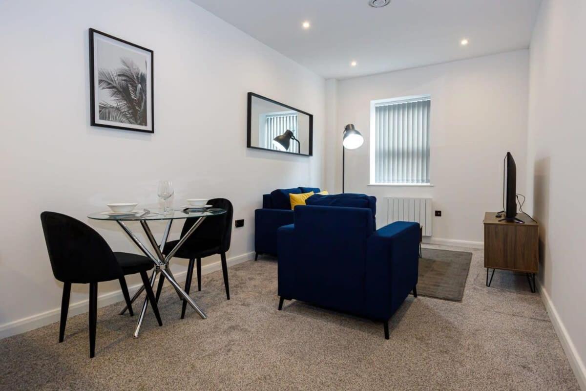 Contemporary 1 Bed Apartment Central Bolton Kültér fotó